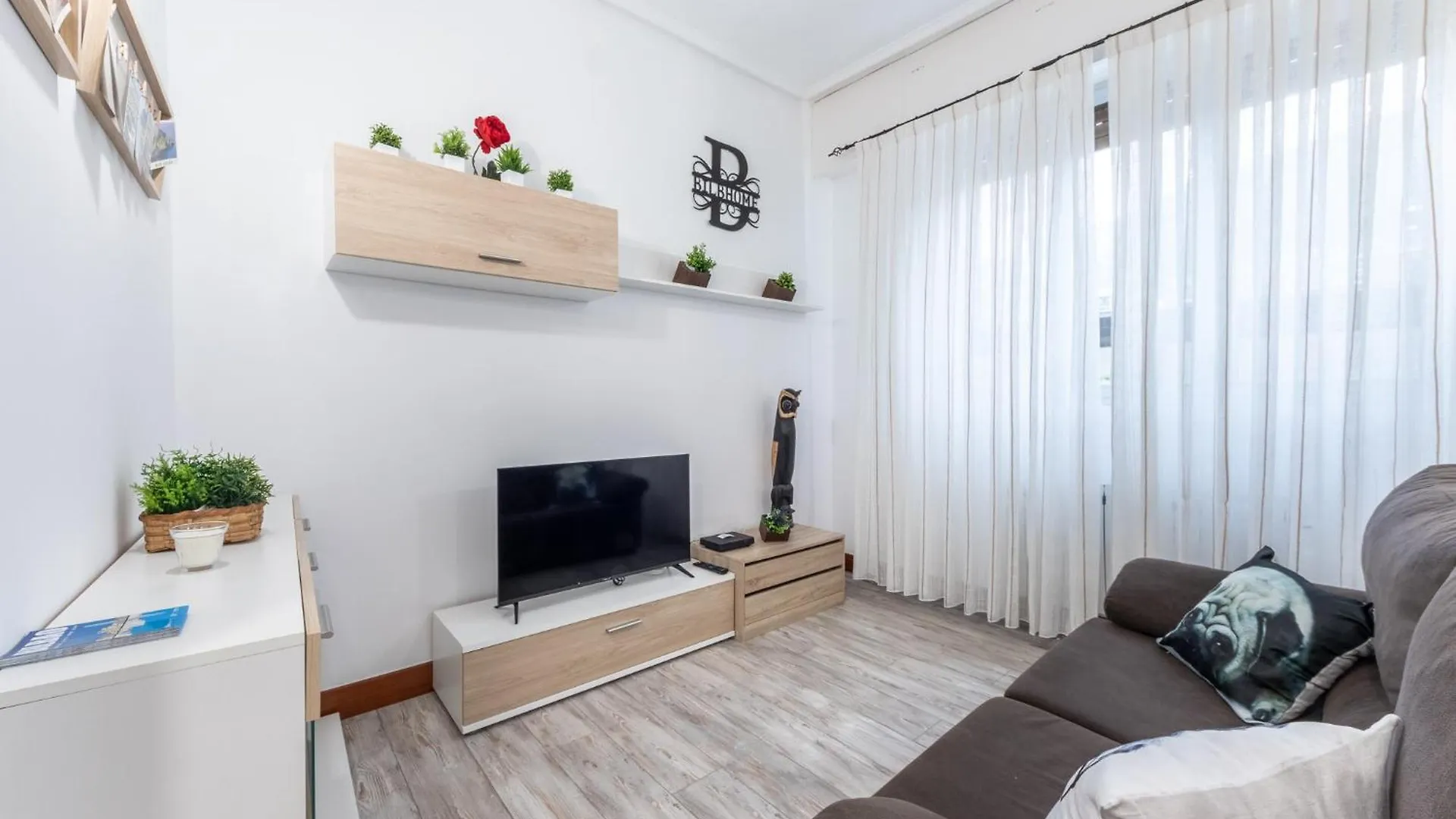 Kampion By People Rentals location