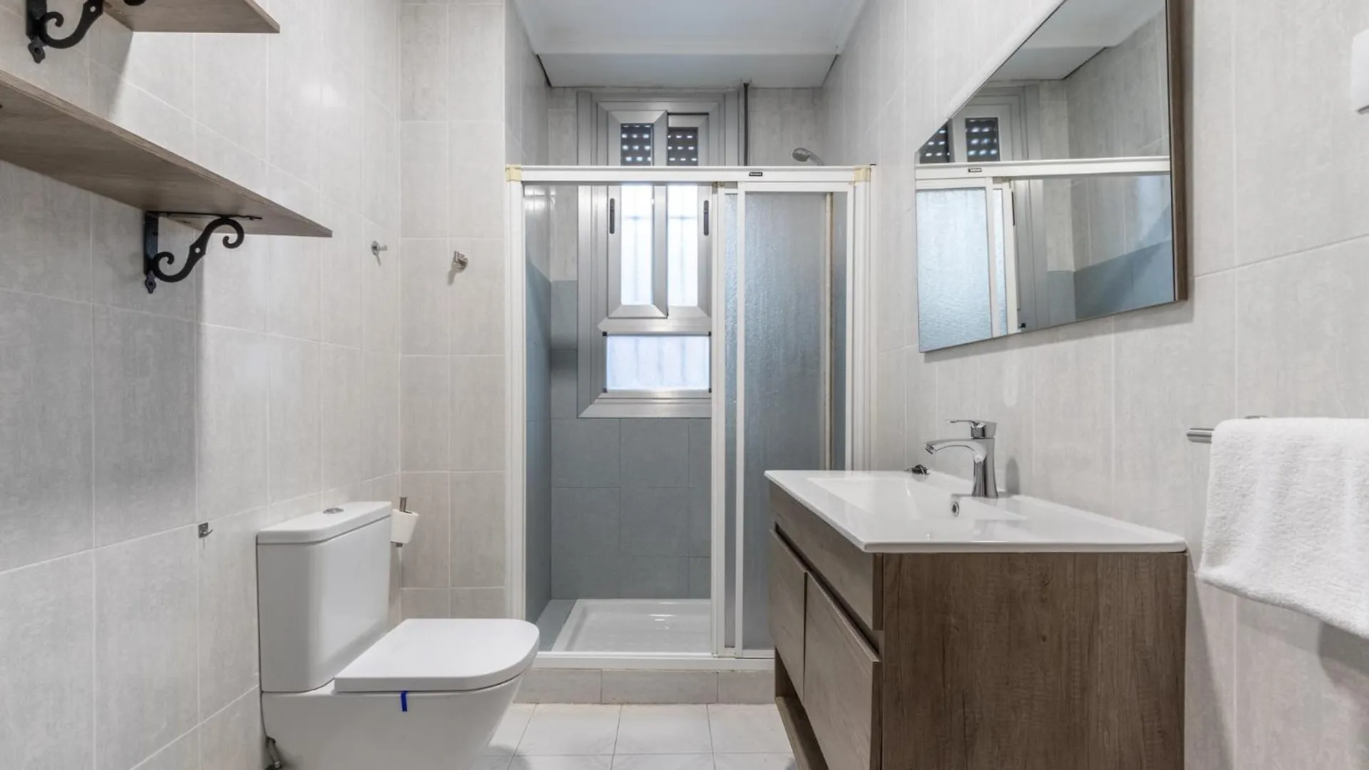 Kampion By People Rentals Bilbao 0*,  Spain