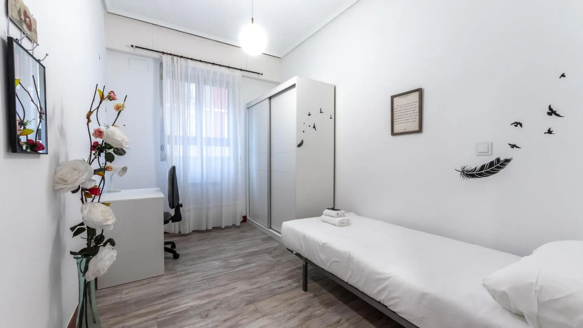 Kampion By People Rentals Bilbao 0*,