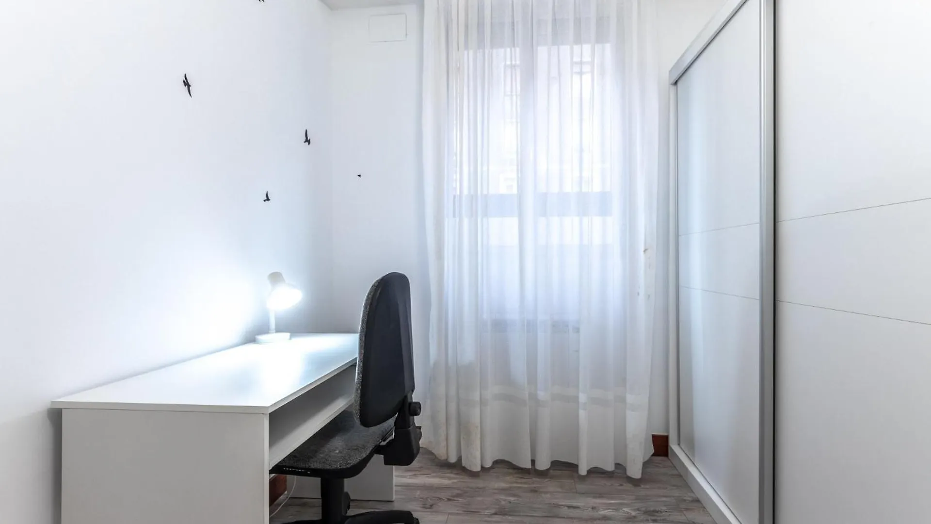 Kampion By People Rentals Bilbao