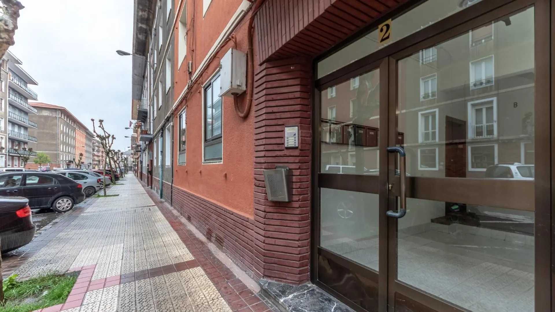 Kampion By People Rentals Bilbao Spain
